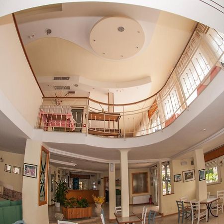Hotel Rugantino Cesenatico Kültér fotó