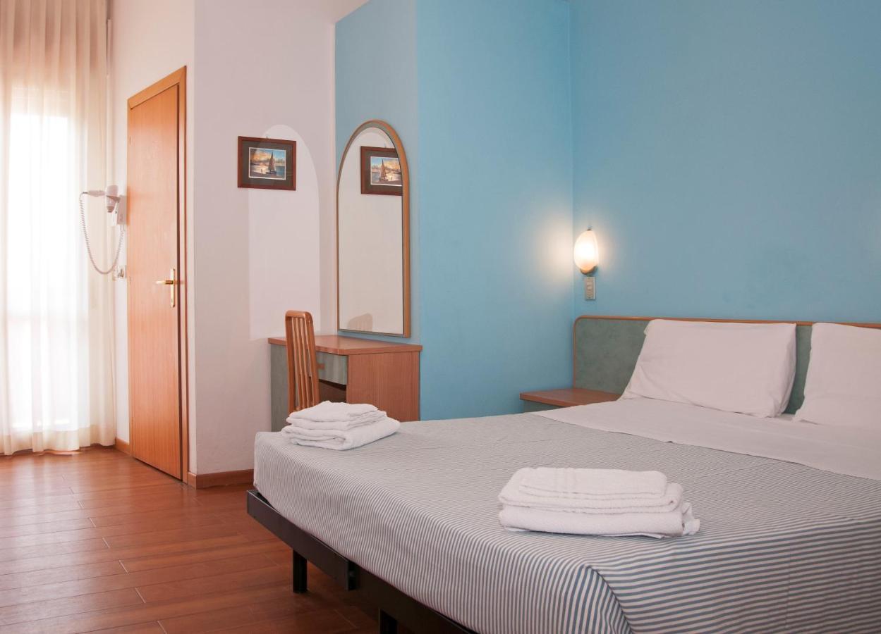 Hotel Rugantino Cesenatico Kültér fotó