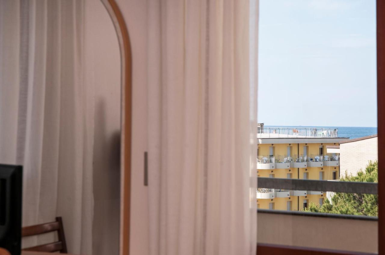 Hotel Rugantino Cesenatico Kültér fotó