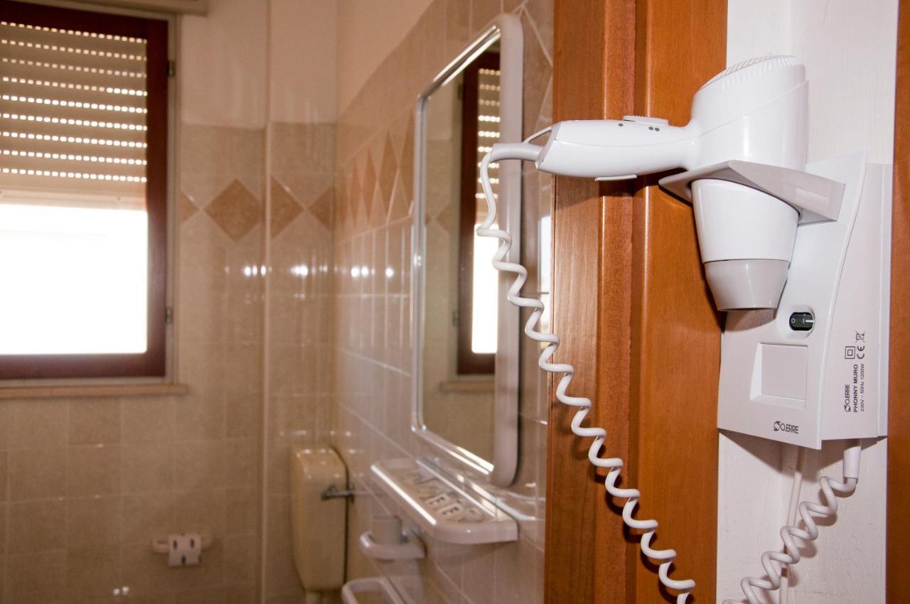 Hotel Rugantino Cesenatico Kültér fotó