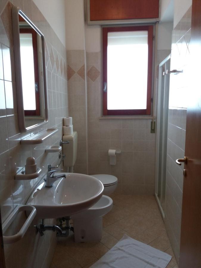 Hotel Rugantino Cesenatico Kültér fotó
